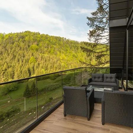 Rajske & * バイナ・バシュタ