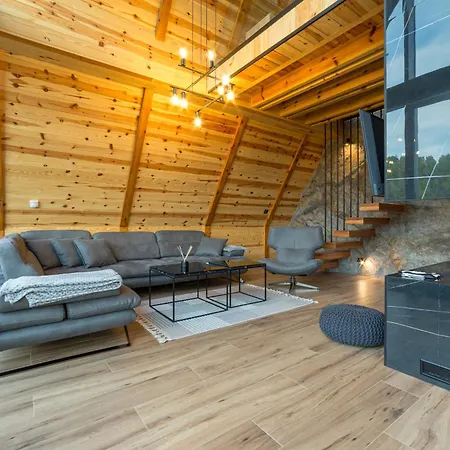 Rajske & * バイナ・バシュタ