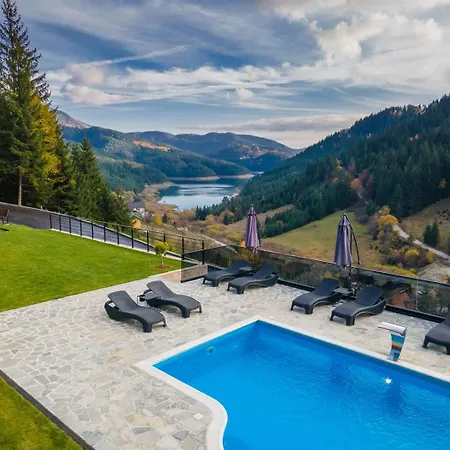 Rajske & * バイナ・バシュタ