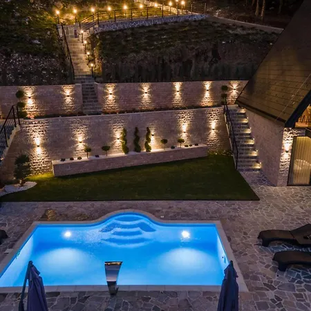 ヴィラ Rajske & *