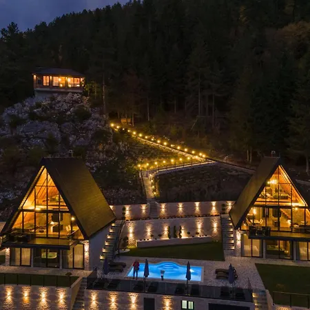 ヴィラ Rajske & バイナ・バシュタ